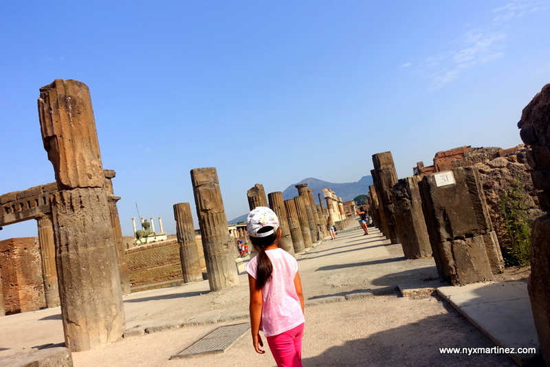Pompeii Travel
